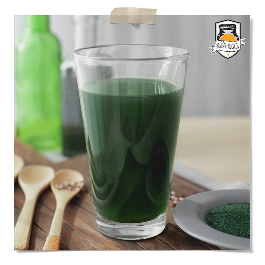 Golden Raisin Spirulina Kombucha